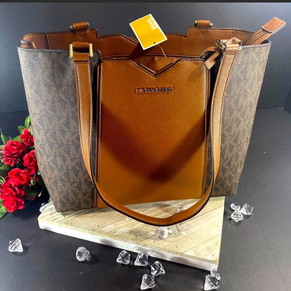 NWT Michael Kors Mae MD Large Leather Tote Brown Signature Logo Purse